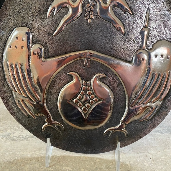 Vintage copper engraved etched stunning wall decorative plate. Symbol of LOVE ❤️ - Picture 12 of 15